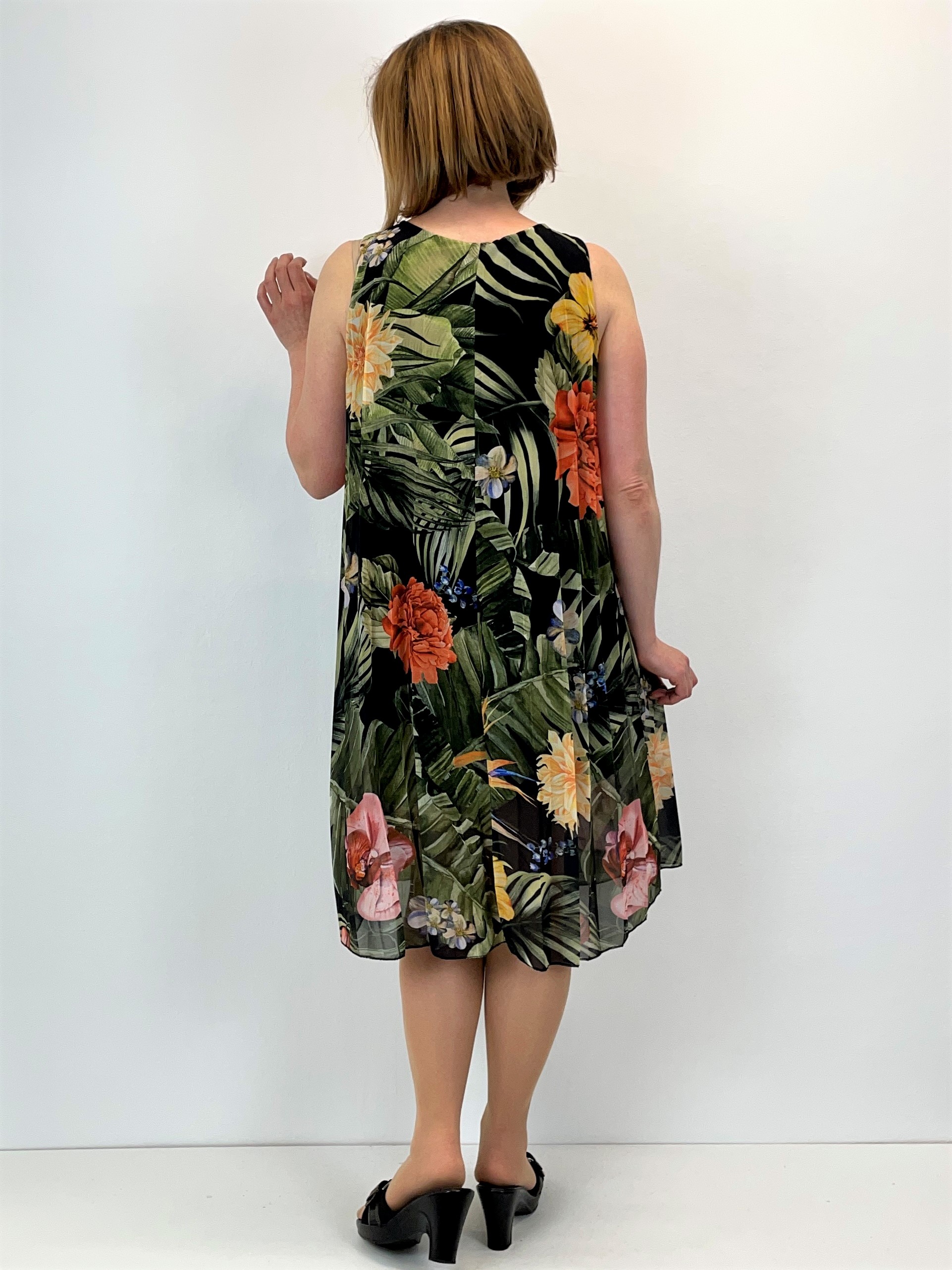 Plissiertes Kleid im floralem Muster
