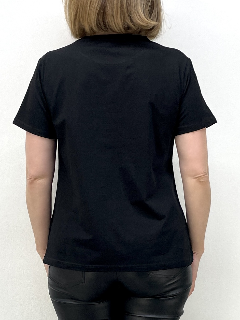 Basic T-Shirt 