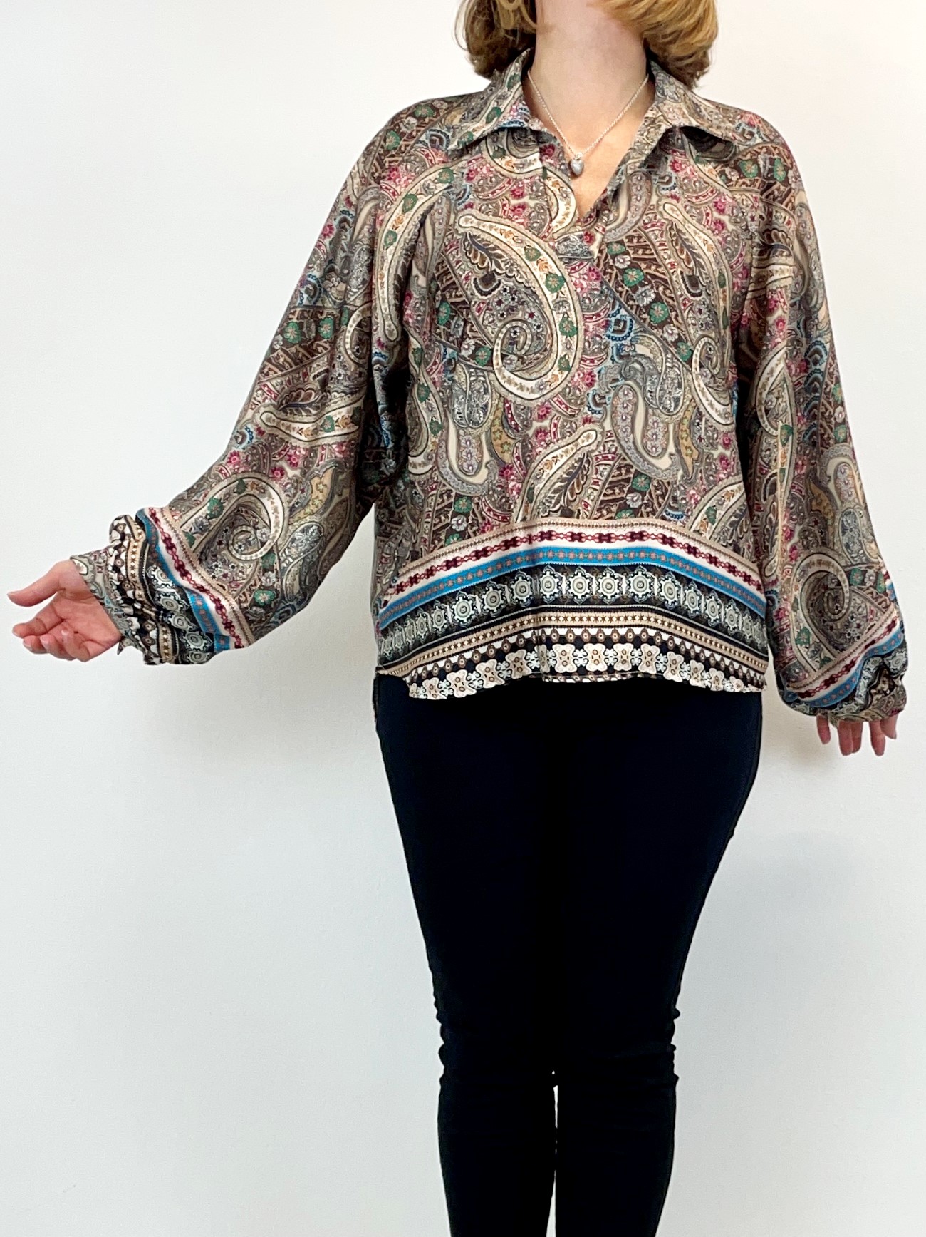 Bluse in Paisley Muster